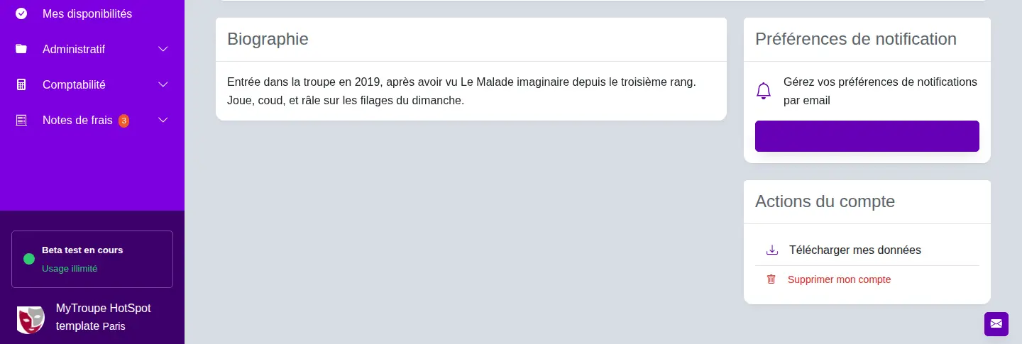 Bas du profil d'un membre de troupe : biographie, préférences de notification et actions du compte permettant de télécharger ses données ou de supprimer son compte
